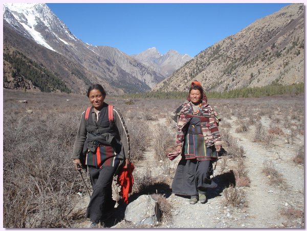 Lhamo und Ngodup.auf dem Weg ins Untere Dolpo.JPG