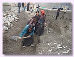 Bauarbeiten fuer den neuen Schulblock der Shelri Drukdra Schule.JPG Bauarbeiten fuer den neuen Schulblock der Shelri Drukdra Schule.JPG