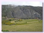Das Dorf Saldang im Sommer mit Gerstenfeldern.JPG Das Dorf Saldang im Sommer mit Gerstenfeldern.JPG