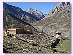 Shey Gompa mit dem Kristallberg rechts.JPG Shey Gompa mit dem Kristallberg rechts.JPG