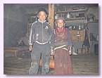 Tashi Tsering mit Schwester.JPG Tashi Tsering mit Schwester.JPG