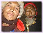 Zwei Maenner aus Dolpo beim Tsechufest.JPG Zwei Maenner aus Dolpo beim Tsechufest.JPG