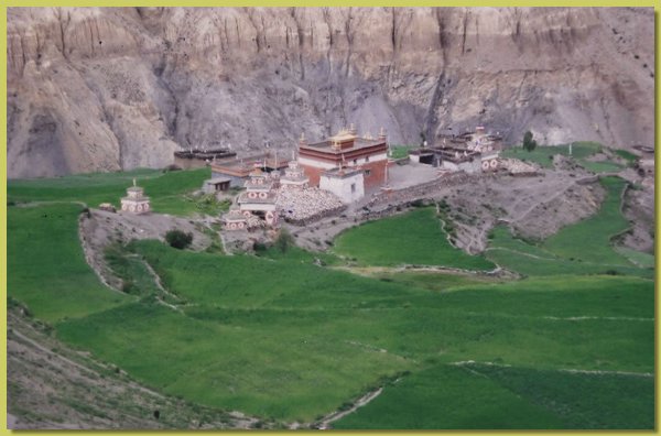 Shelri Sumdo Gompa im August 2008.jpg