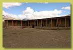 Die Shelri Drukdra Schule, zweites 2007 errichtetes Schulhaus.jpg