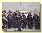 Die Frauen von Saldang bei dem religioesen Fest.JPG