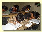Die Schueler der dritten Klasse.JPG