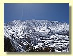 Neuschnee am Kanchiroba Massiv, das man auf dem Weg herauf vom Poksumdo See sieht.JPG