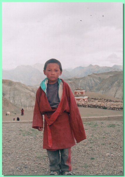 Tenzin Gyaltsen Kindergarben.jpg