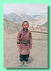 Palyon Phuntsok, zweite Klasse.jpg Palyon Phuntsok, zweite Klasse.jpg
