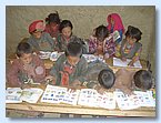 Die Kindergaertler vor ihren Schulbuechern.JPG Die Kindergaertler vor ihren Schulbuechern.JPG