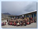 Endlich mal Wolken - Schueler und Honoratioren.JPG Endlich mal Wolken - Schueler und Honoratioren.JPG
