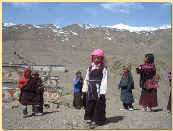 Pema Tsering, eine hervorragende Schuelerin.JPG