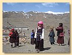 Pema Tsering, eine hervorragende Schuelerin.JPG Pema Tsering, eine hervorragende Schuelerin.JPG