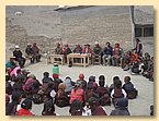 Schulkomitee und Kinder.JPG Schulkomitee und Kinder.JPG