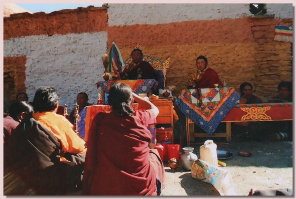 Langlebenszeremonie in Pu Gonpa.jpg